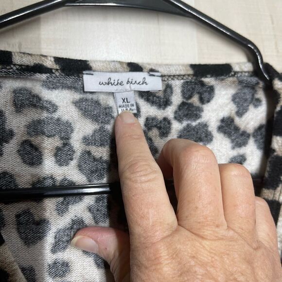 White Birch leopard print cardigan sweater long sleeve, sizeXL - Picture 6 of 10